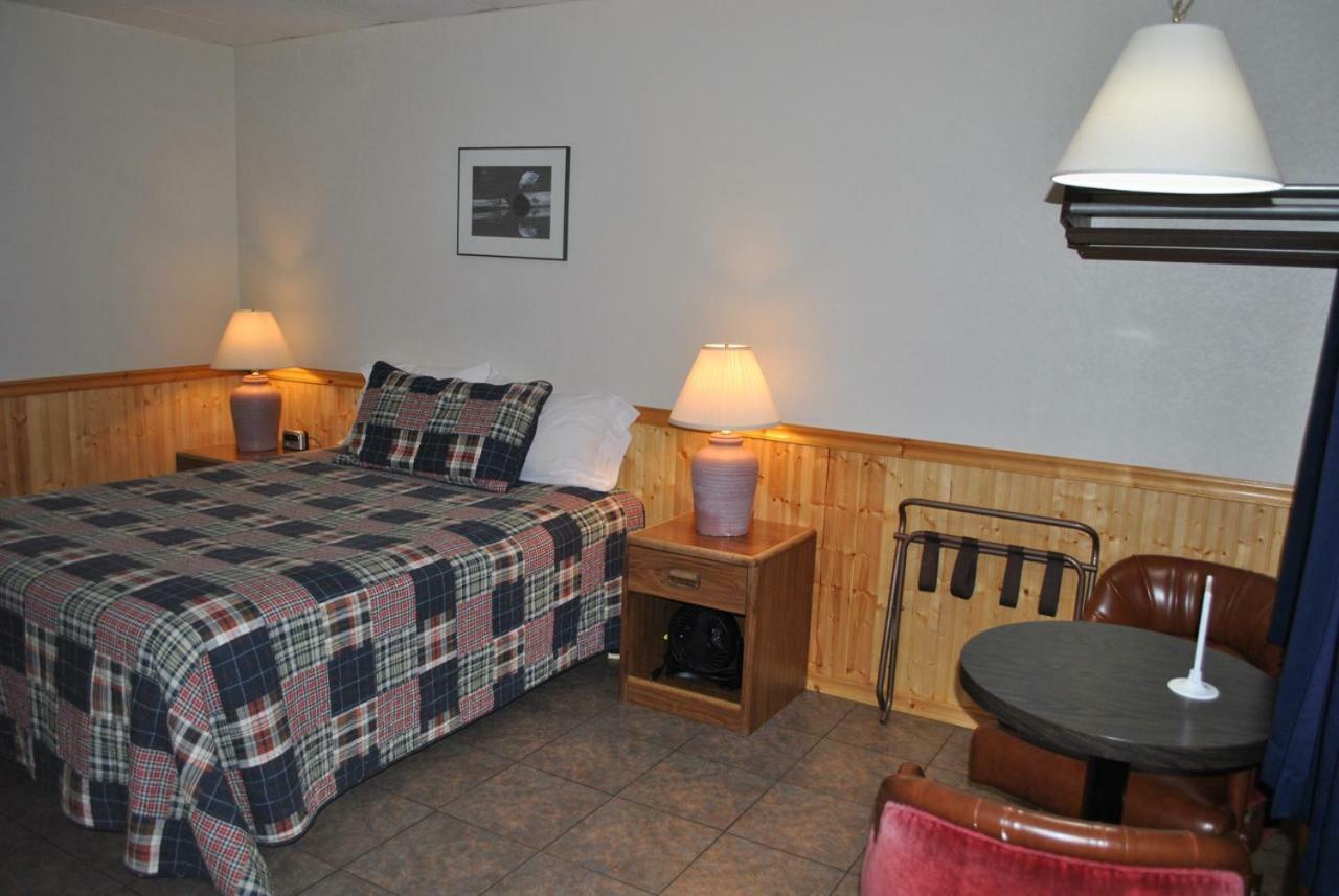 Aspen Inn Fort Klamath ภายนอก รูปภาพ