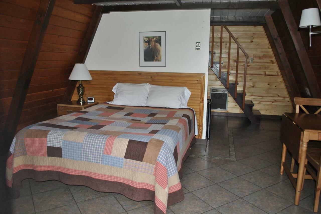 Aspen Inn Fort Klamath ภายนอก รูปภาพ