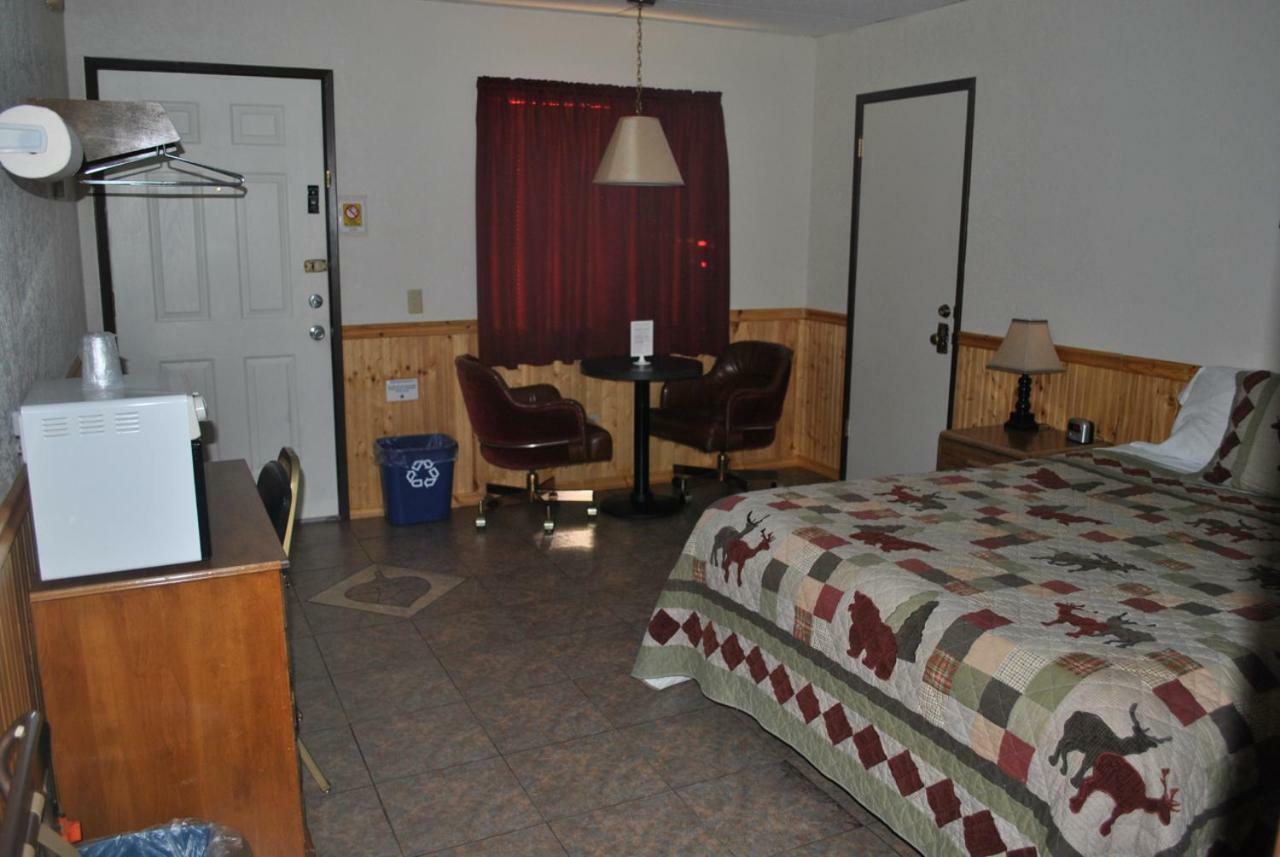 Aspen Inn Fort Klamath ภายนอก รูปภาพ