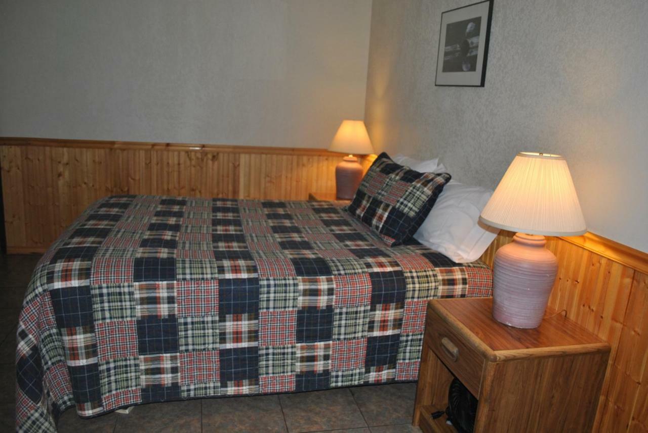 Aspen Inn Fort Klamath ภายนอก รูปภาพ