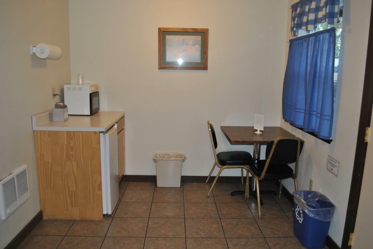 Aspen Inn Fort Klamath ภายนอก รูปภาพ