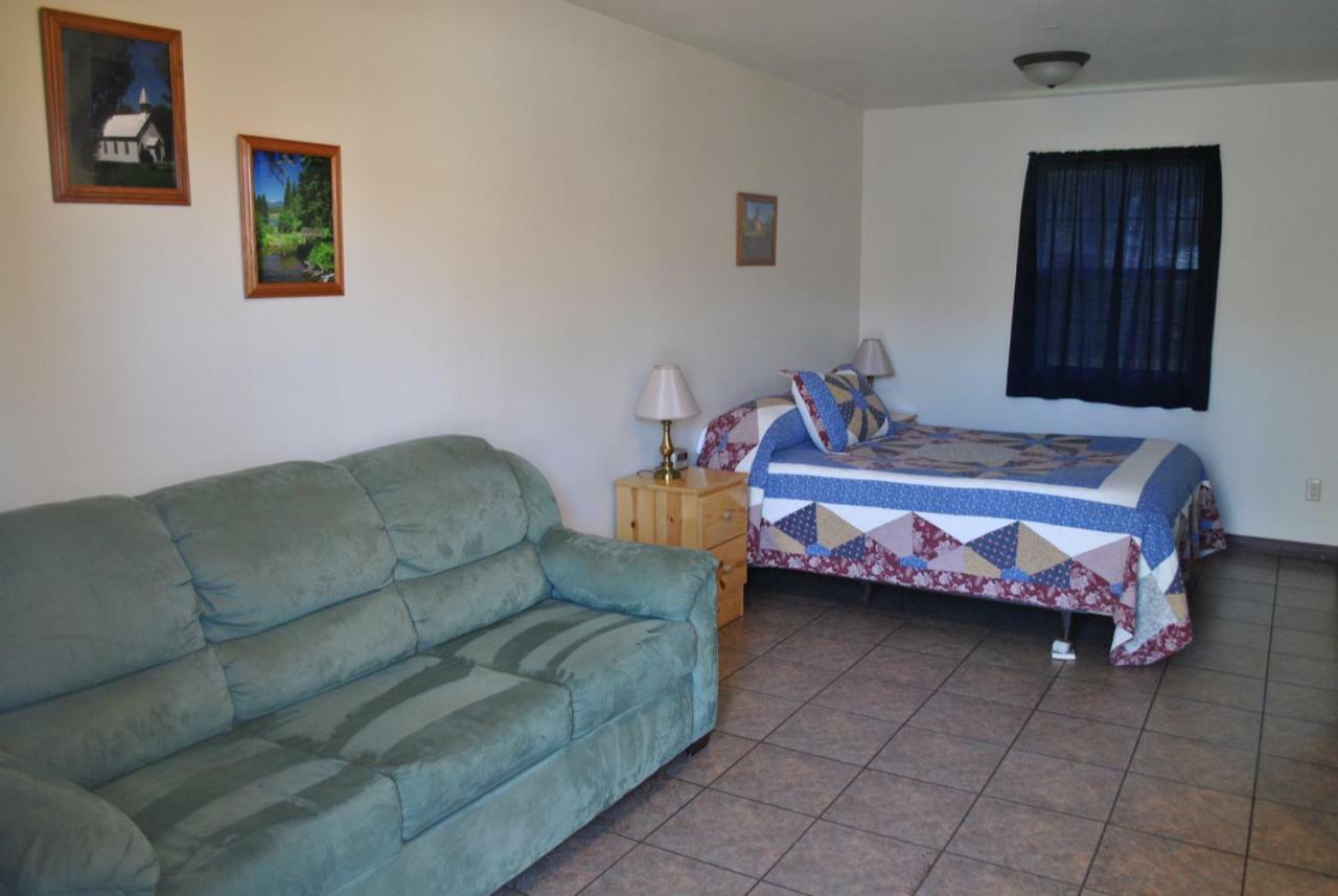 Aspen Inn Fort Klamath ภายนอก รูปภาพ