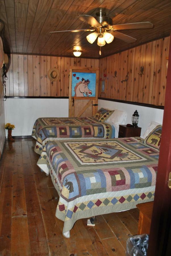 Aspen Inn Fort Klamath ภายนอก รูปภาพ